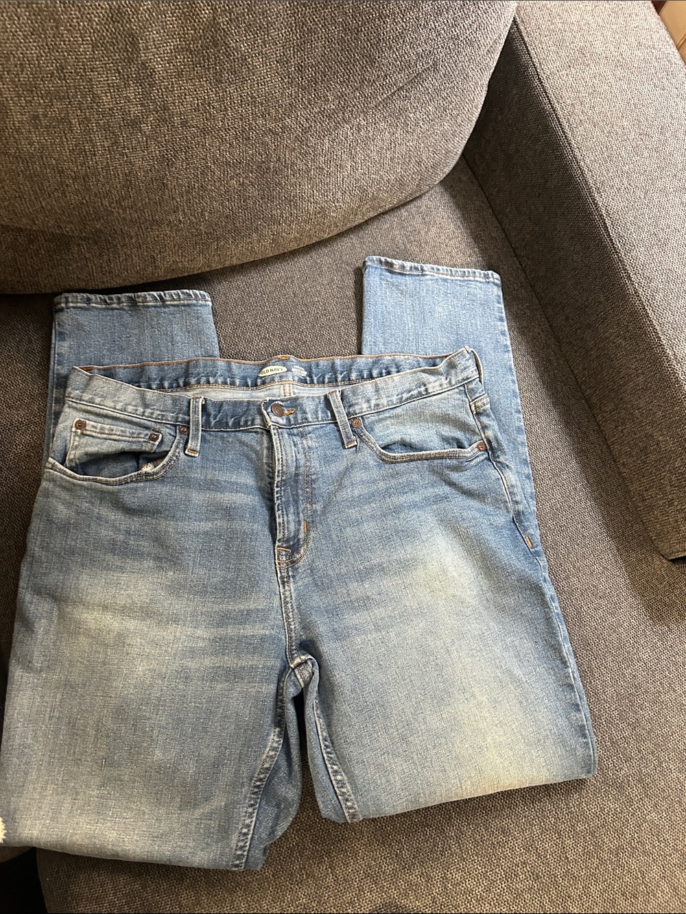 Old Navy Light Wash Men’s Straight Jeans